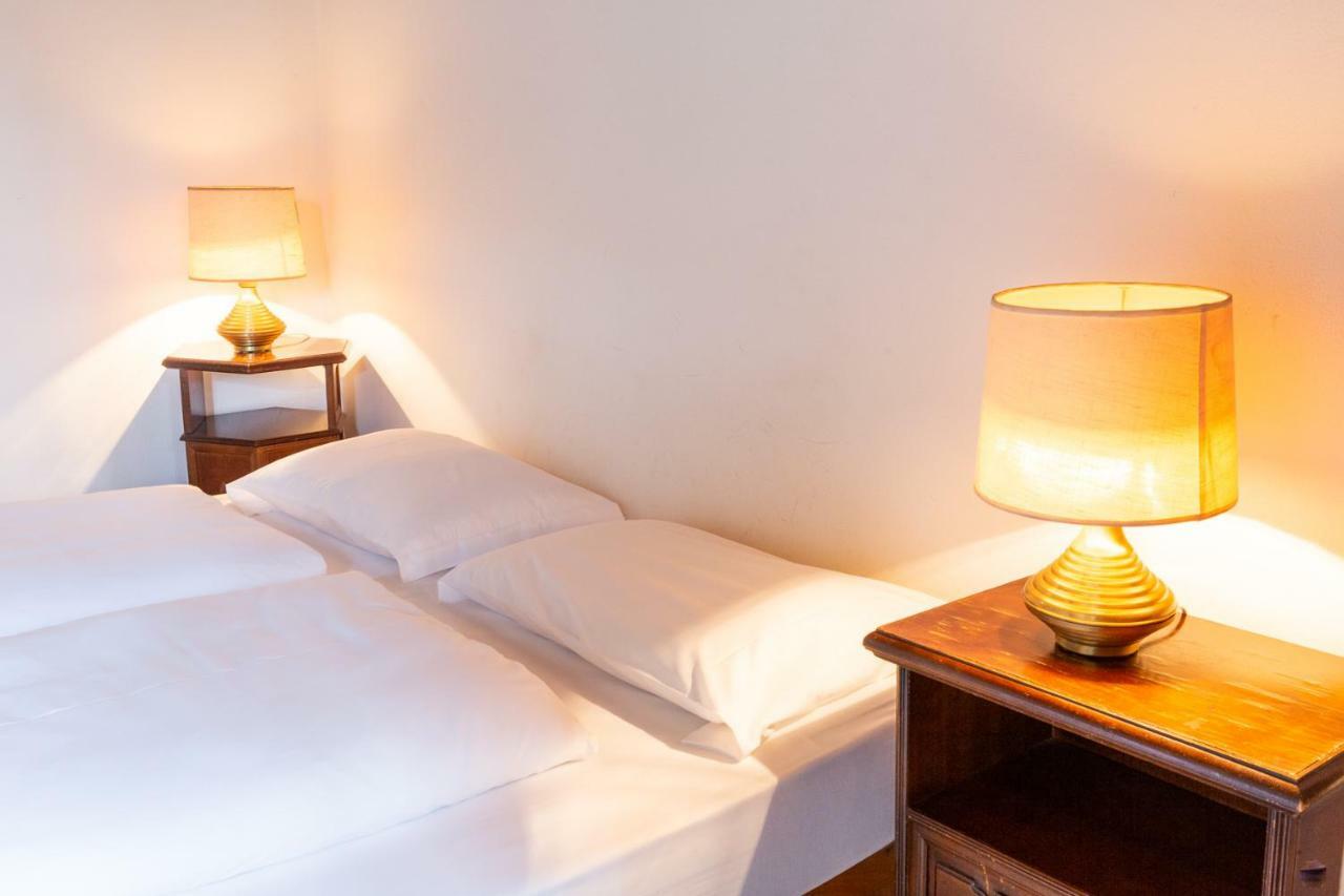 La Tinassara Bed & Breakfast Lazise Ngoại thất bức ảnh